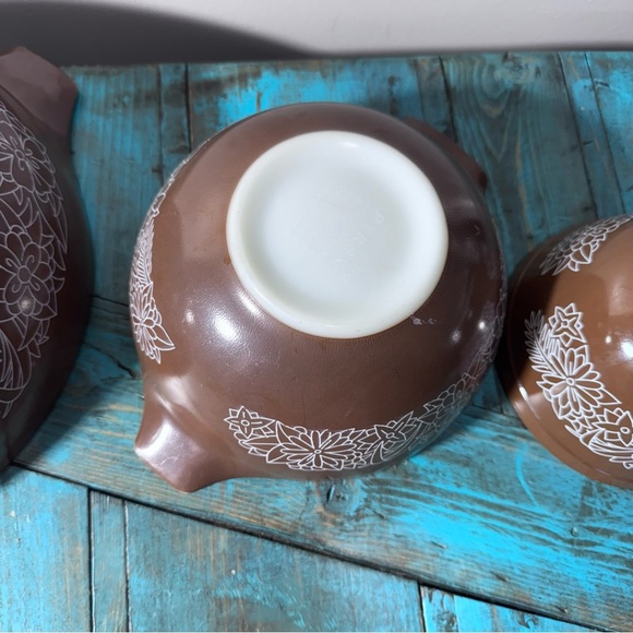 Pyrex Midcentury Woodland Brown Mixing Serving Bowls - Picture 8 of 13